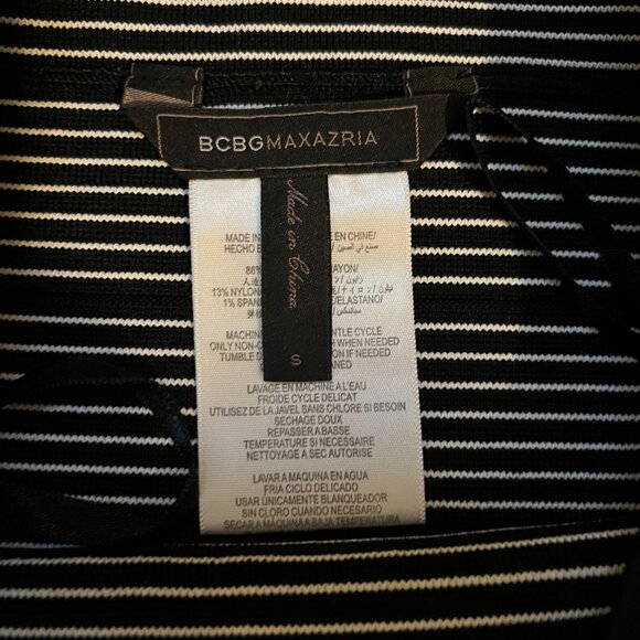 BCBG MAXAZRIA Bandage Mini Skirt - XS - Picture 2 of 2